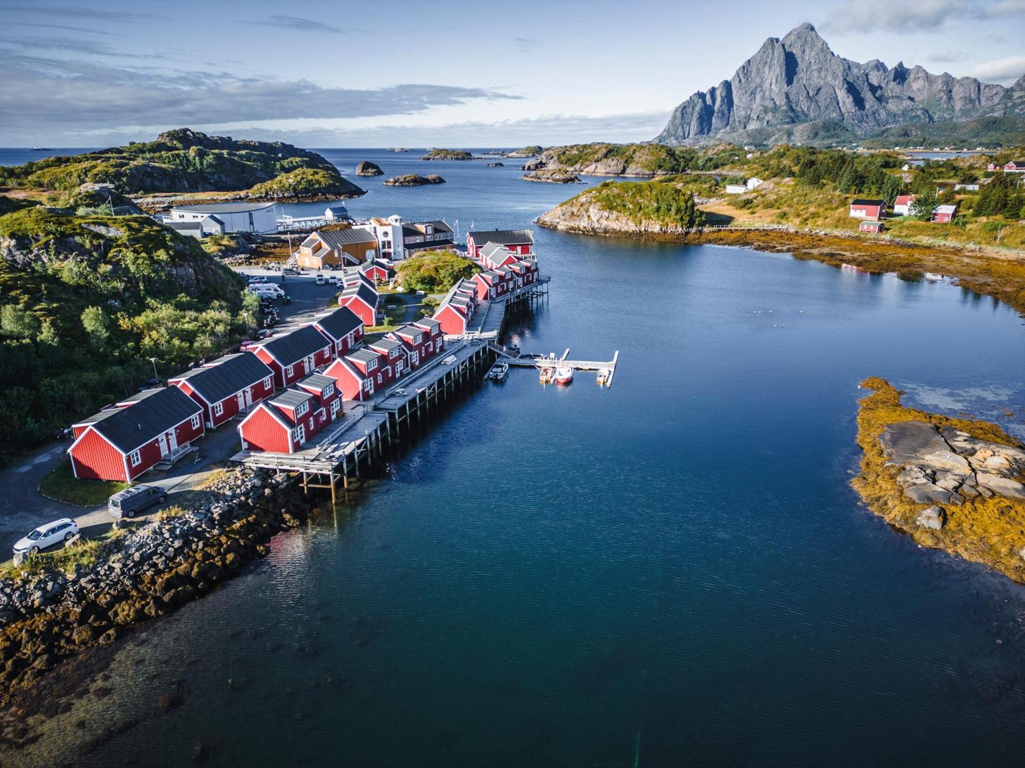 Nyvagar Rorbuhotell - By Classic Norway Hotels Kabelvag Exterior photo