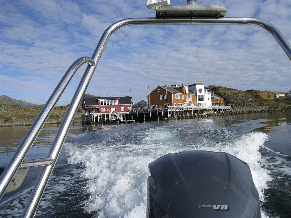 Nyvagar Rorbuhotell - By Classic Norway Hotels Kabelvag Exterior photo
