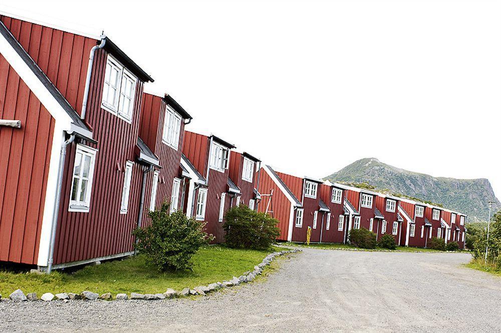Nyvagar Rorbuhotell - By Classic Norway Hotels Kabelvag Exterior photo